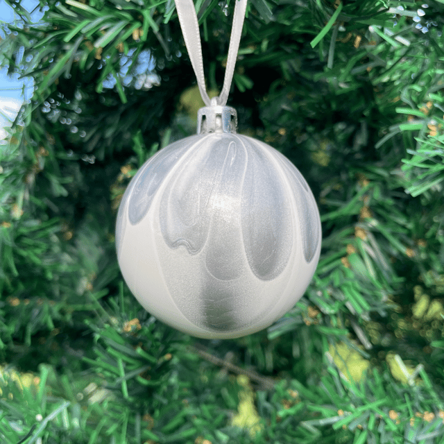 Silver & white ornament